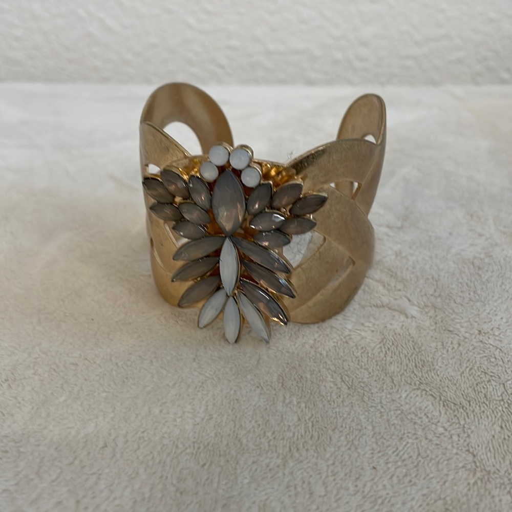 Joia Gold Cuff Bracelet with Grey Stones